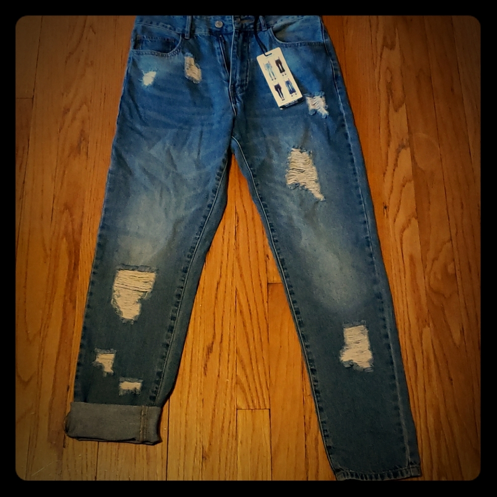 New high waisted MoM Jean's